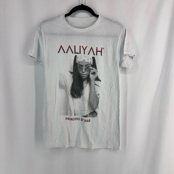 Aaliyah Womens White Concert R&B Singer Music Classic Graphic T-Shirt Small - Picture 1 of 6